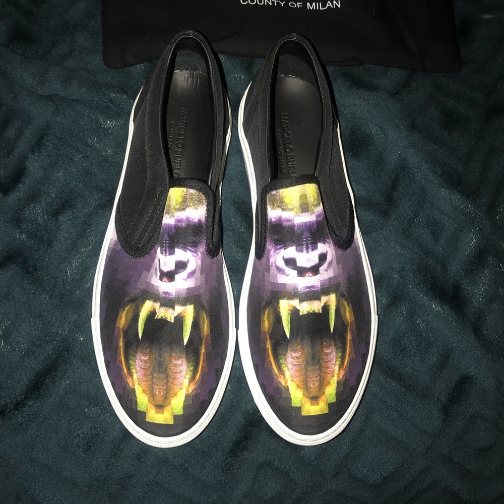 Marcelo burlon sz 40 brand new